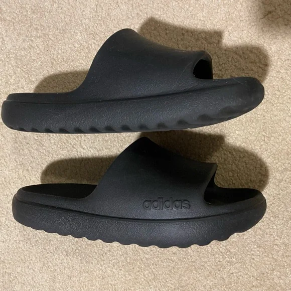Adidas Adilette Lumia Slide Sandals - Picture 3 of 4